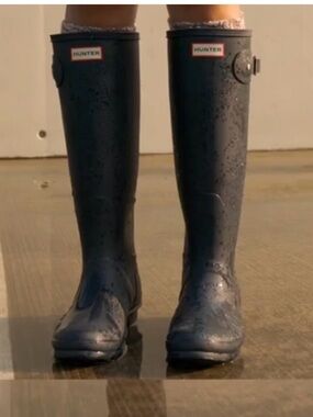 Hunter Tall Rain Boots in Olive Dark Green